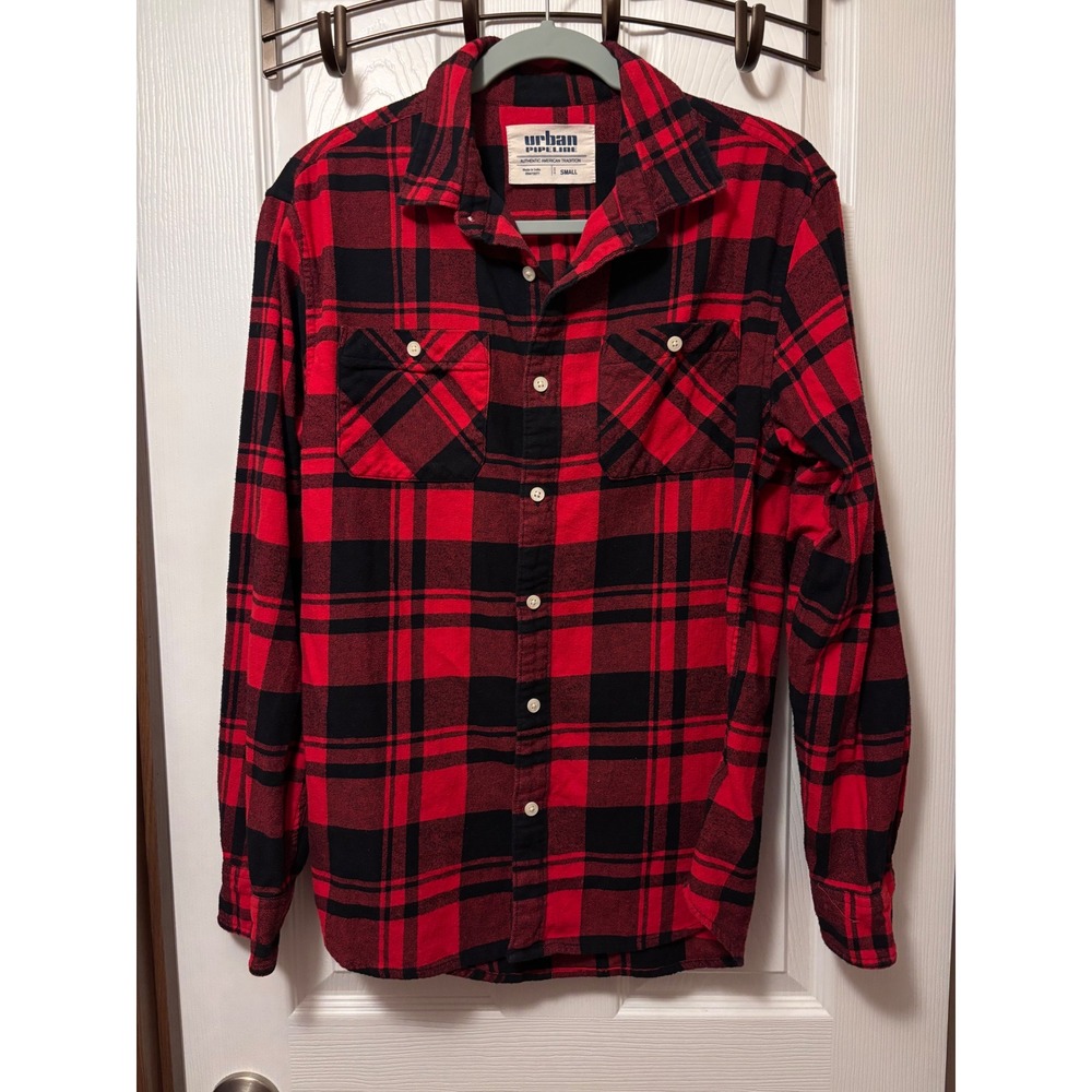 Urban Pipeline Mens Small Red Black Buffalo Plaid Flannel Button Down Shirt